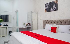 RedDoorz Syariah near Taruna Nusantara Magelang